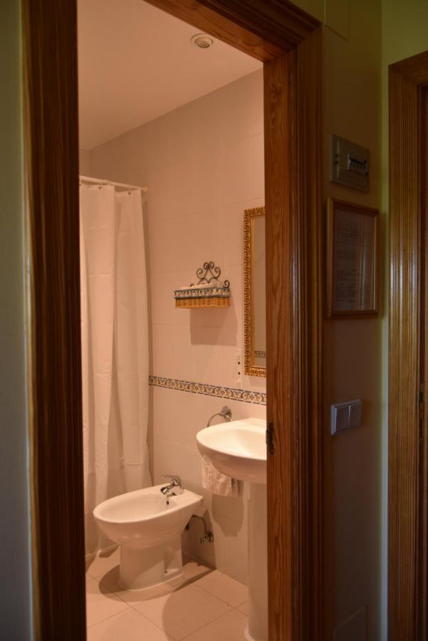 Hotel Las Casitas Del Jardin Tudela de Duero Bagian luar foto