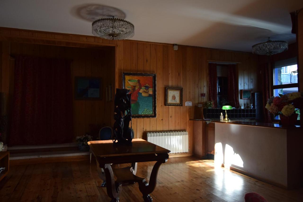 Hotel Las Casitas Del Jardin Tudela de Duero Bagian luar foto