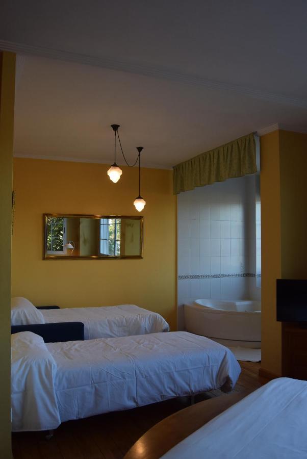 Hotel Las Casitas Del Jardin Tudela de Duero Bagian luar foto