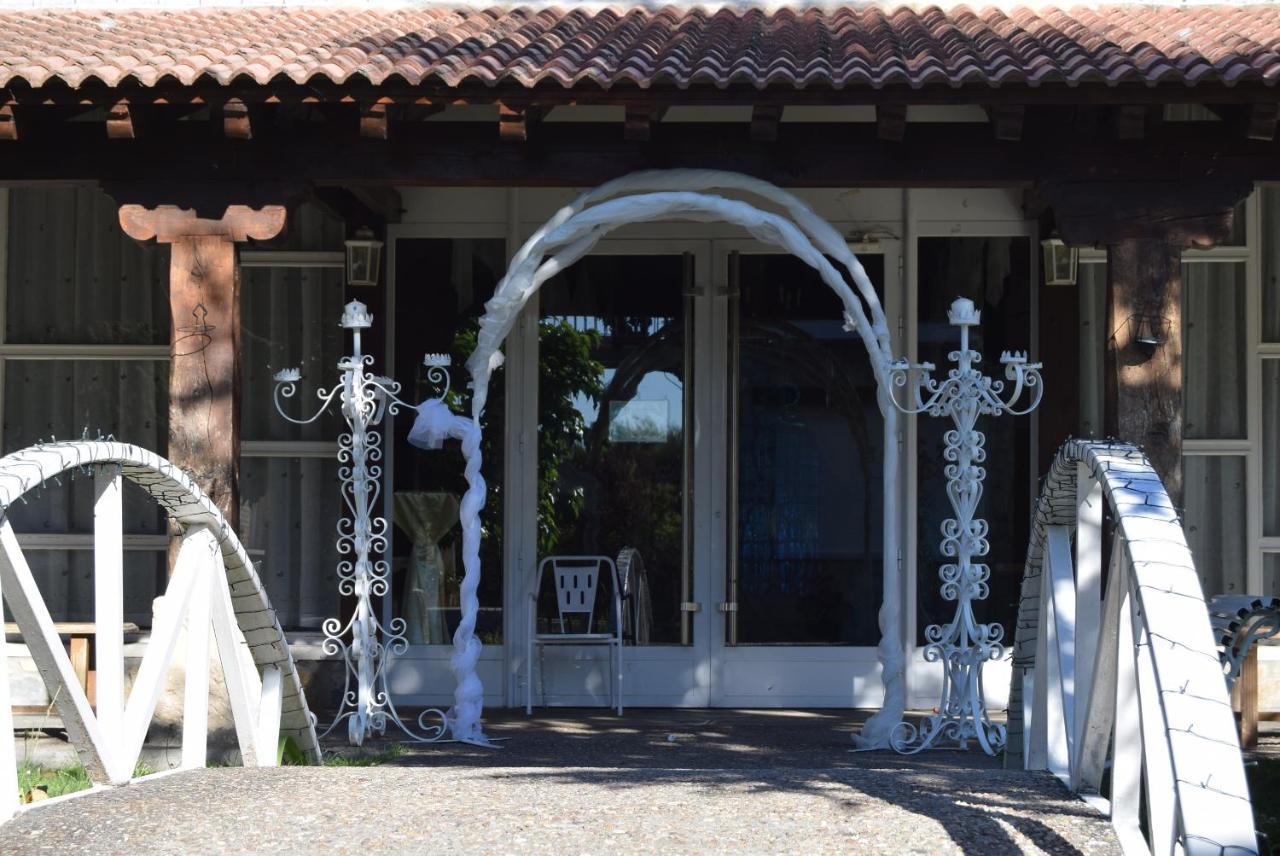 Hotel Las Casitas Del Jardin Tudela de Duero Bagian luar foto